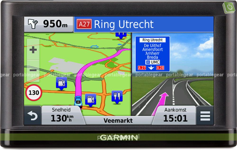 Навигатор на экране автомобиля. Автомобильная навигационная система. Навигация для авто. Система навигатор. GPS navigation.